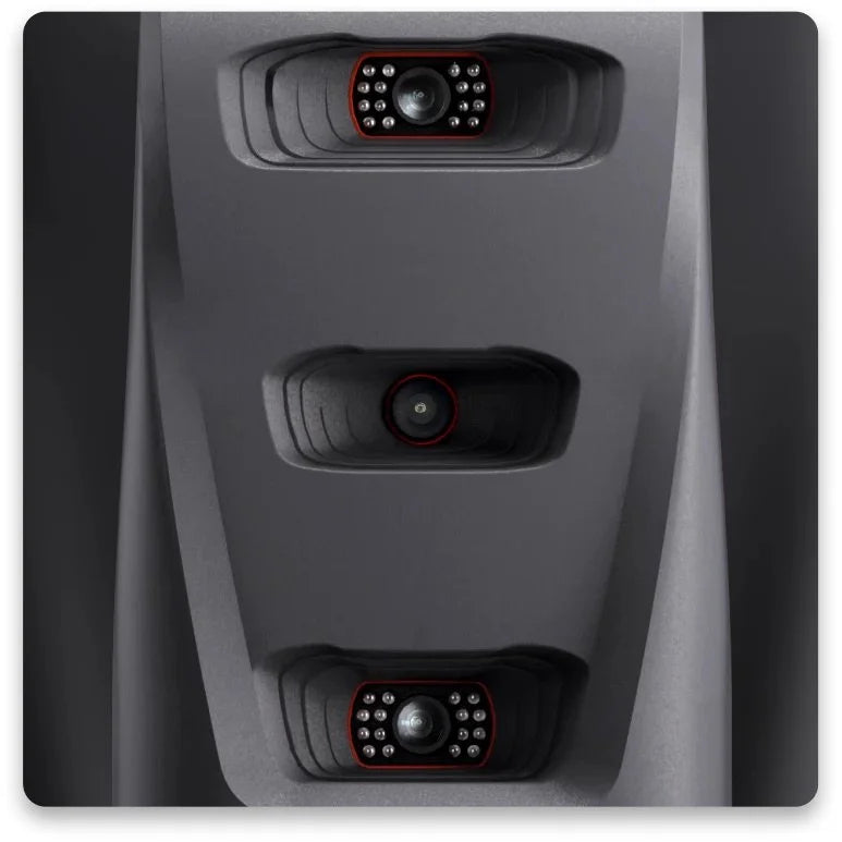 Bushnell Launch Pro Launch Monitor / Golf Simulator: Circle B Edition (Canada)